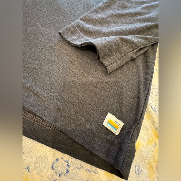 Vuori Mens Strato Tech Long Sleeve Shirt - Picture 4 of 4